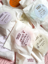 Load image into Gallery viewer, Wax Melts Assortment (fragrance chosen at random)