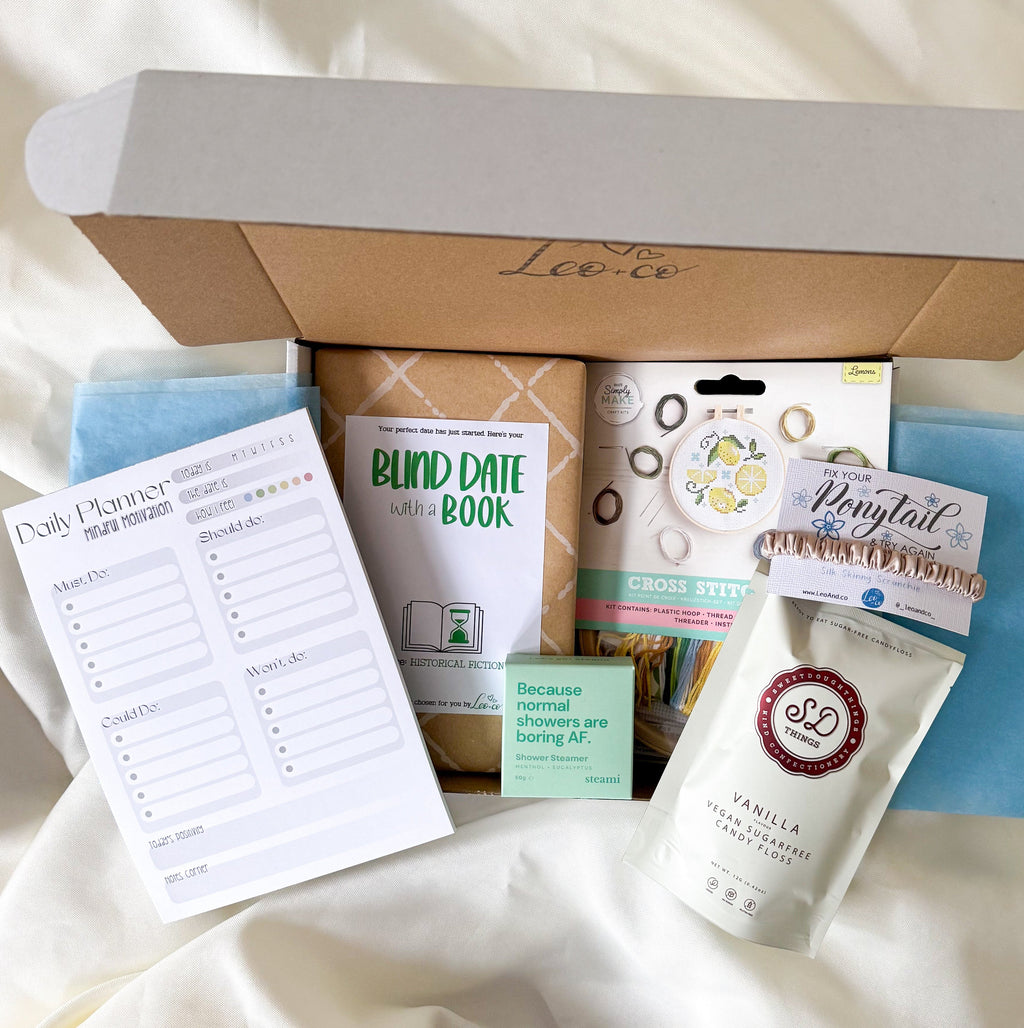 Blind Date with a Book GIFT BOX (a book + 4 mystery goodies)