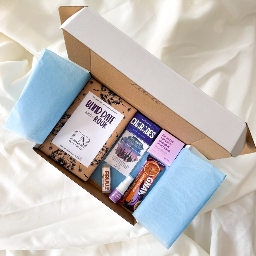 Blind Date with a Book GIFT BOX (a book + 4 mystery goodies)