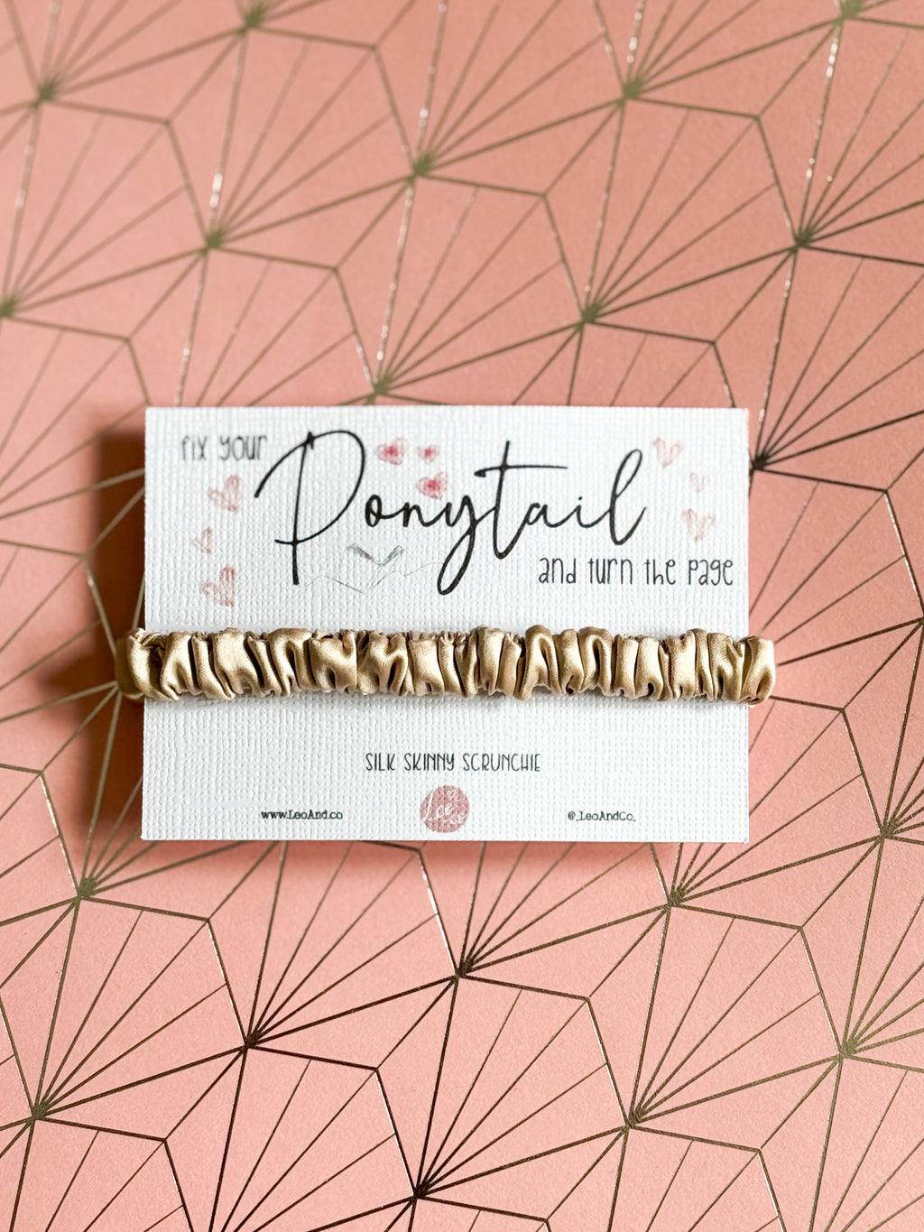 Silk Skinny Scrunchie: Fix Your Ponytail And Turn The Page (champagne)