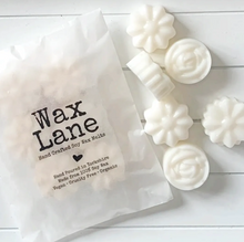 Load image into Gallery viewer, Wax Melts - Velvet Rose &amp; Oud
